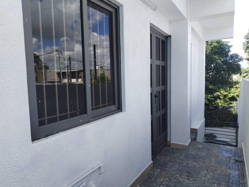 MAISON - 2 CHAMBRES - NON-MEUBLÉ - 140 M² A GOODLANDS - 8 - House  on Aster Vender