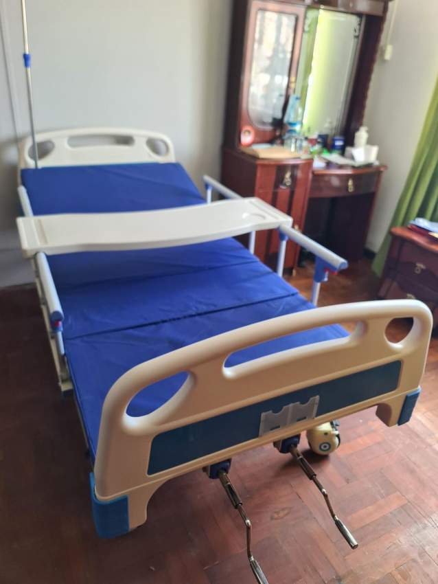 Lit medical - 0 - Other Medical equipment  on Aster Vender