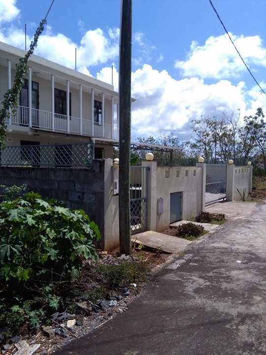 New house to rent in trou aux biches - 1 - House  on Aster Vender