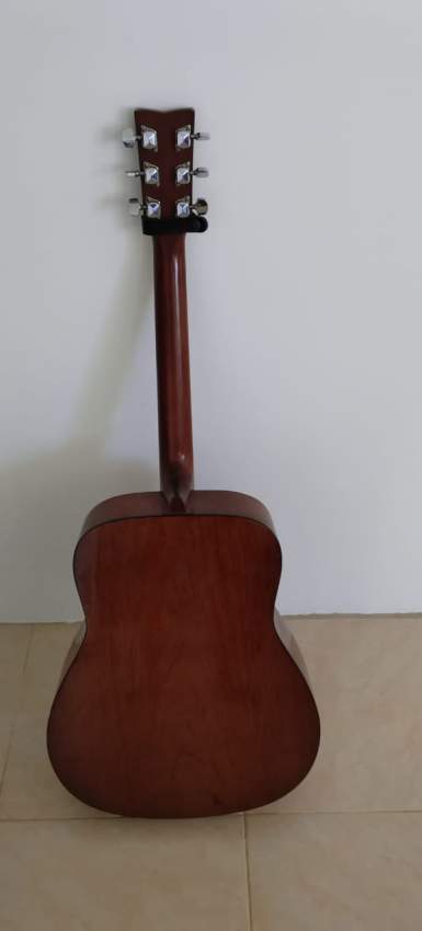 Yamaha Folk Acoustic Guitar - 0 - Accoustic guitar  on Aster Vender