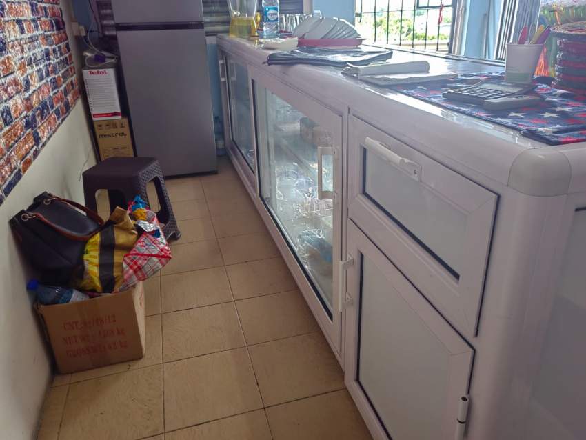 Aluminium Food Showcase - 3 - Others  on Aster Vender