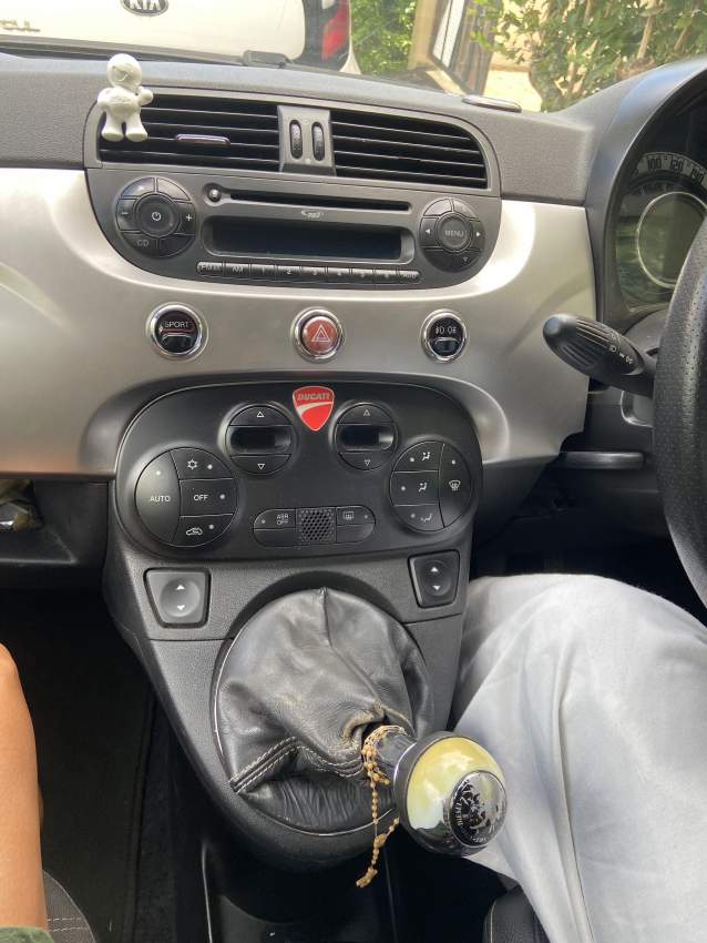 FIAT 500 - 2 - Compact cars  on Aster Vender