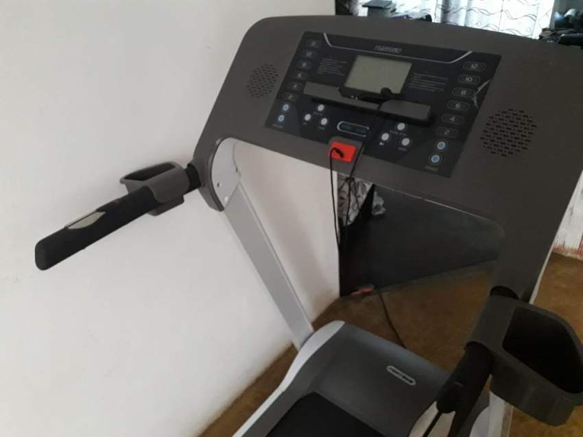 TAPIS DE COURSE - PROTEUS - PST 4500 - 2 - Fitness & gym equipment  on Aster Vender