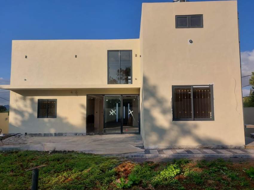 House - 1 - House  on Aster Vender