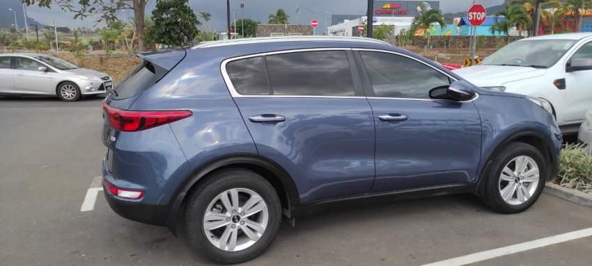 Kia Sportage - 1 - SUV Cars  on Aster Vender
