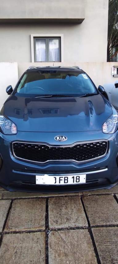 Kia Sportage - 5 - SUV Cars  on Aster Vender