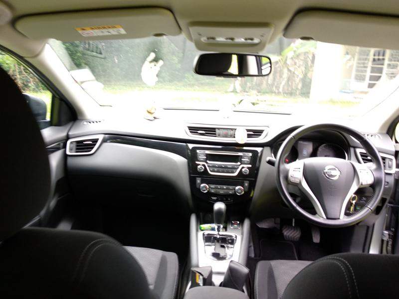 Nissan Quashqai CVT - 2 - SUV Cars  on Aster Vender