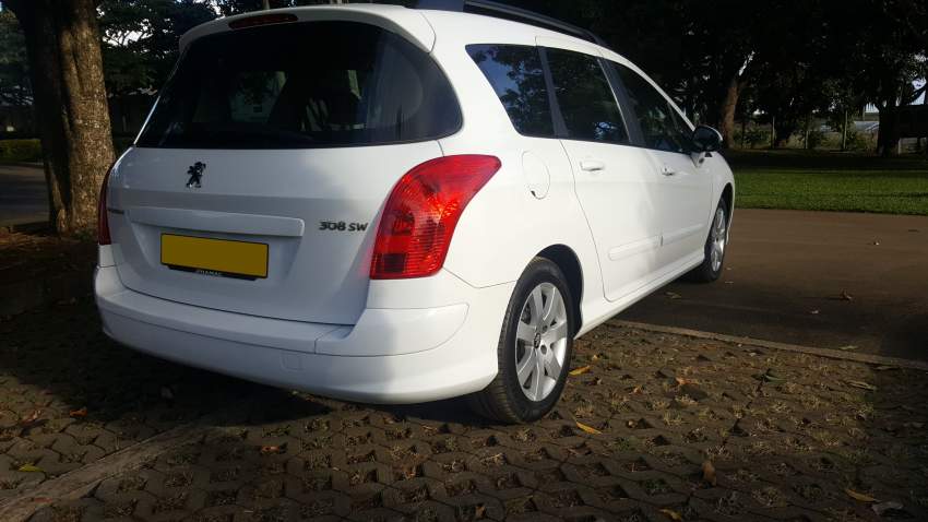2013 Peugeot 308 SW 1.6l - 3 - Family Cars  on Aster Vender
