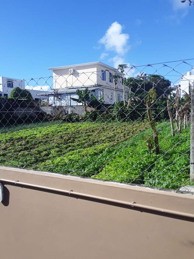 7 & 12 PERCHES IN CARREAU LALIANE on Aster Vender