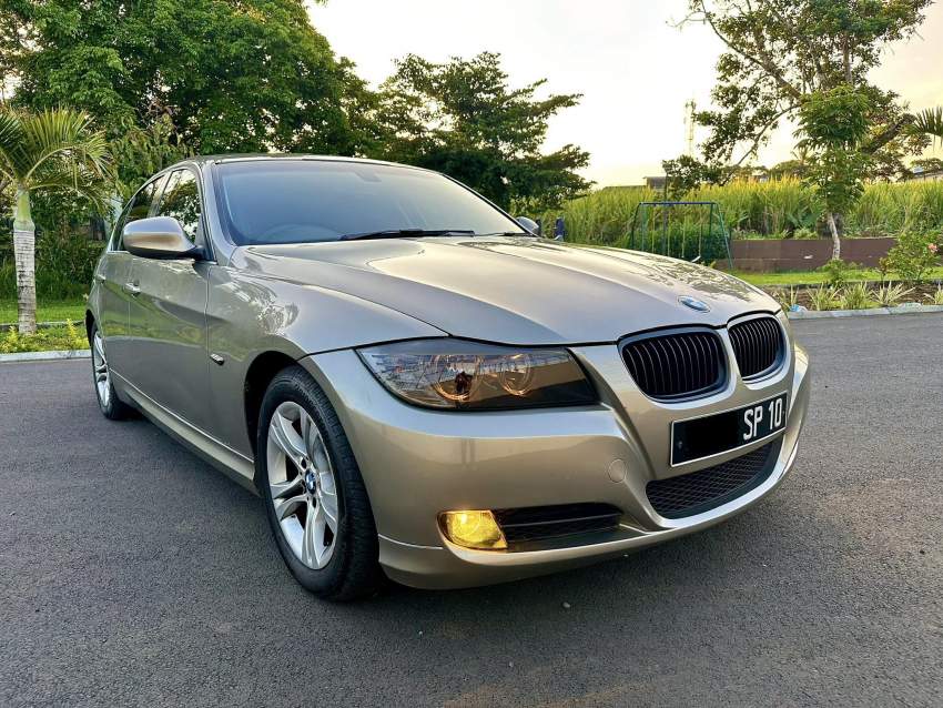 Bmw 320i 2010 - 1 - Sport Cars  on Aster Vender