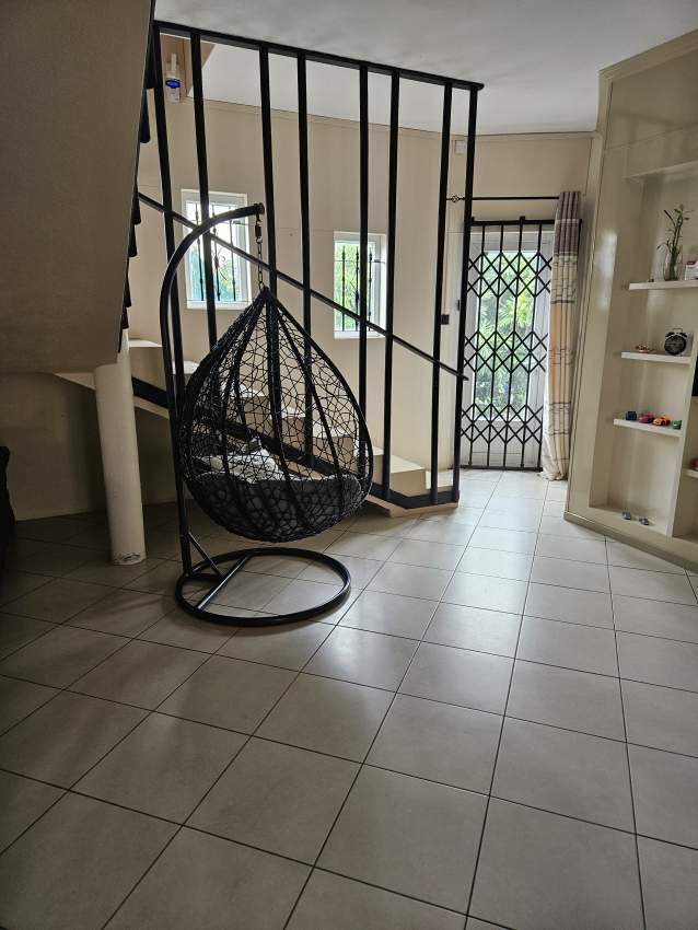 House / Villa - 4 Bedrooms - 325 m² - 1 - House  on Aster Vender