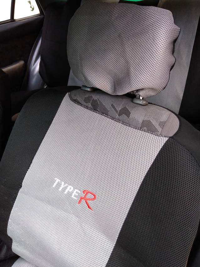 Voiture Toyota Corolla Année 2000 En bon condition - 3 - Family Cars  on Aster Vender