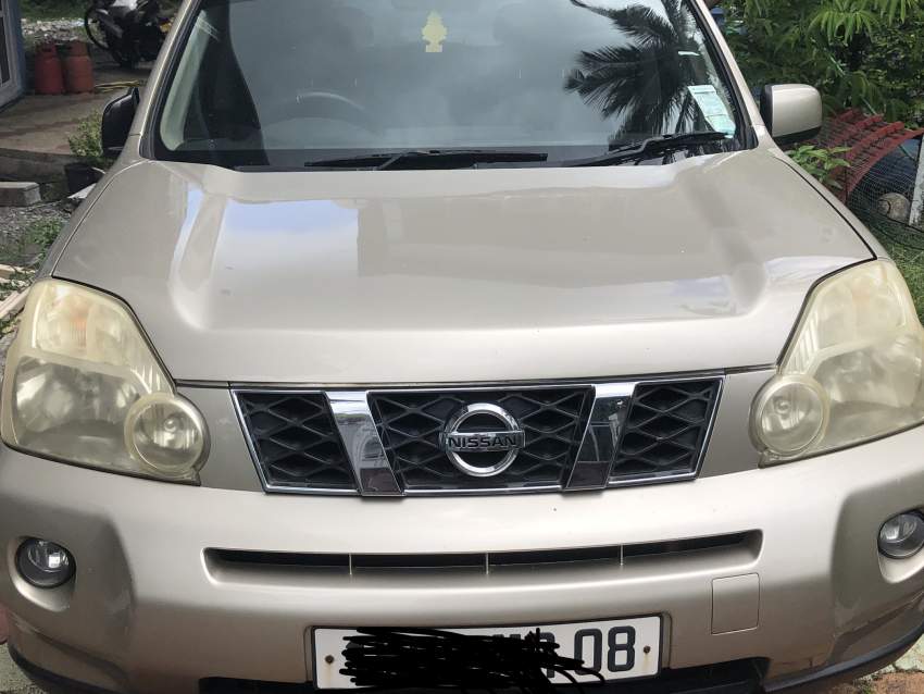 Nissan Xtrail - 1 - SUV Cars  on Aster Vender