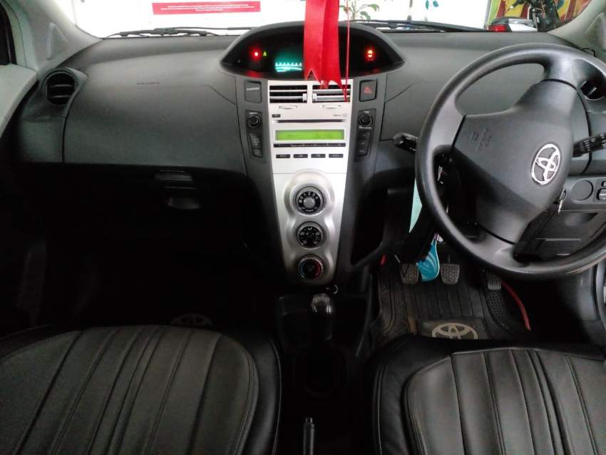 Toyota Yaris 2008 - 4 - Compact cars  on Aster Vender