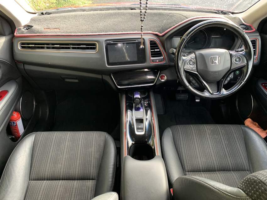 Honda Vezel Hybrid - 1 - SUV Cars  on Aster Vender