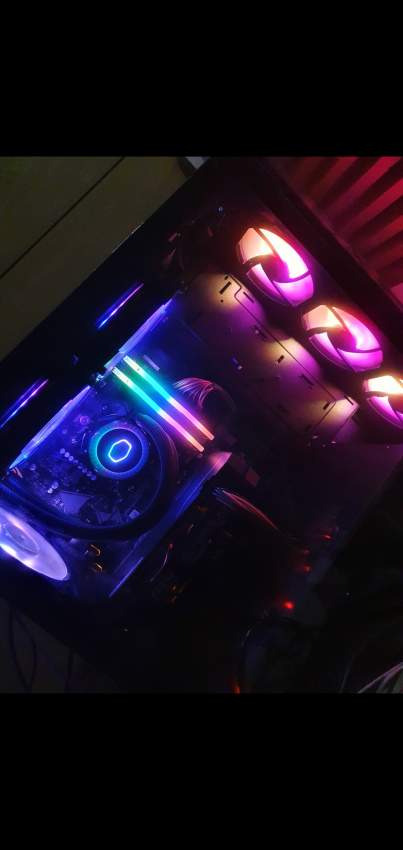 PC Gamer et Écran inclus (prix negociable) on Aster Vender