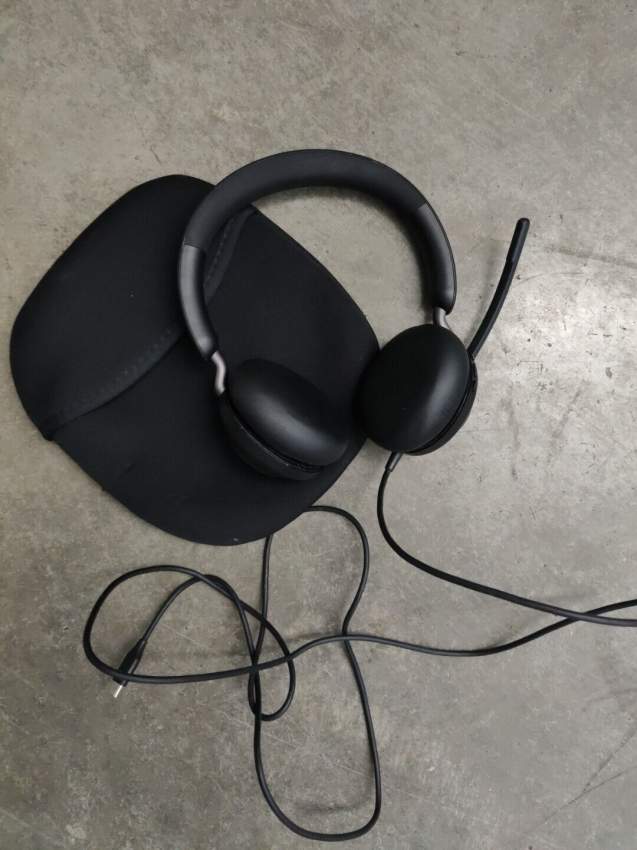 Jabra Evolve2 40 on Aster Vender