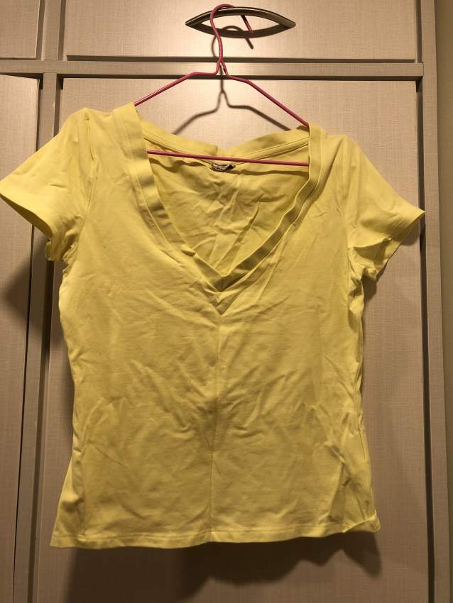 Yellow top - 0 - Tops (Women)  on Aster Vender