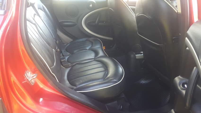 2012 Mini Countryman 1.6 - 4 - Luxury Cars  on Aster Vender