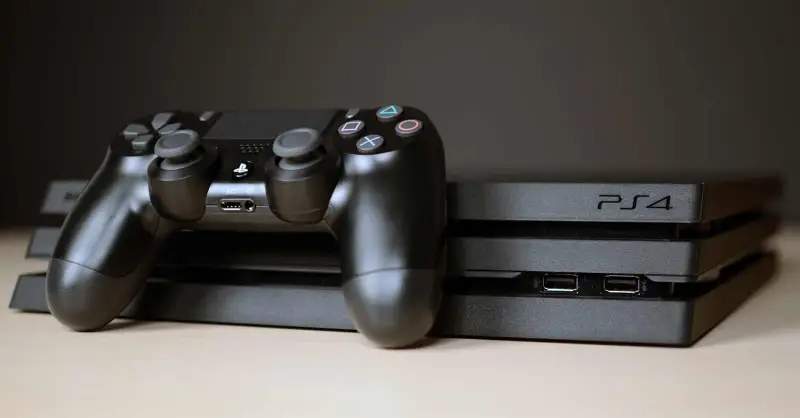 PS4 PRO (1TB 4K HDR) - Excellent Condition With 5 Games - 3 - PlayStation 4 (PS4)  on Aster Vender