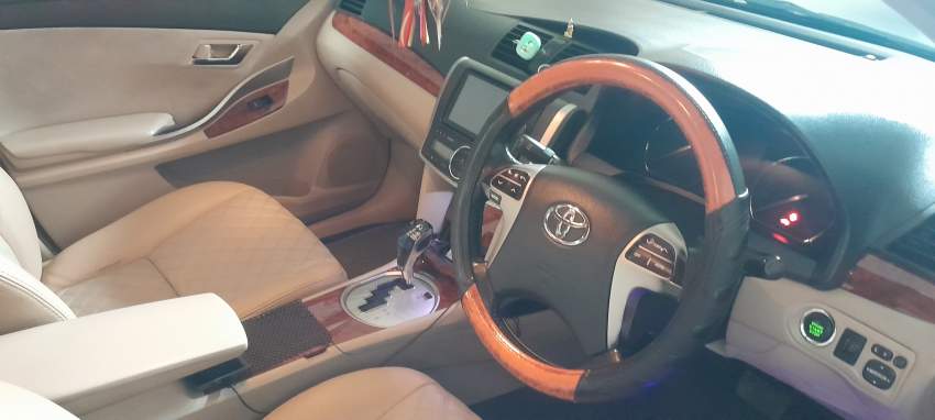 Toyota premio 2013 1.8L - 0 - Luxury Cars  on Aster Vender