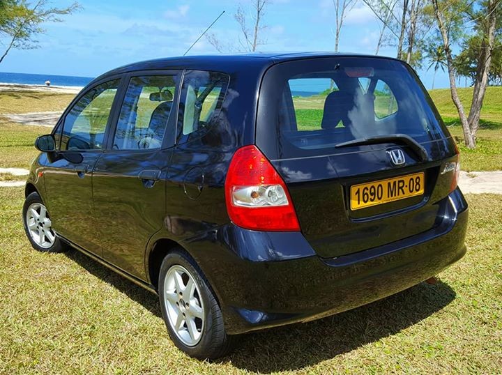For Sale Honda Jazz - 1 - Family Cars  on Aster Vender