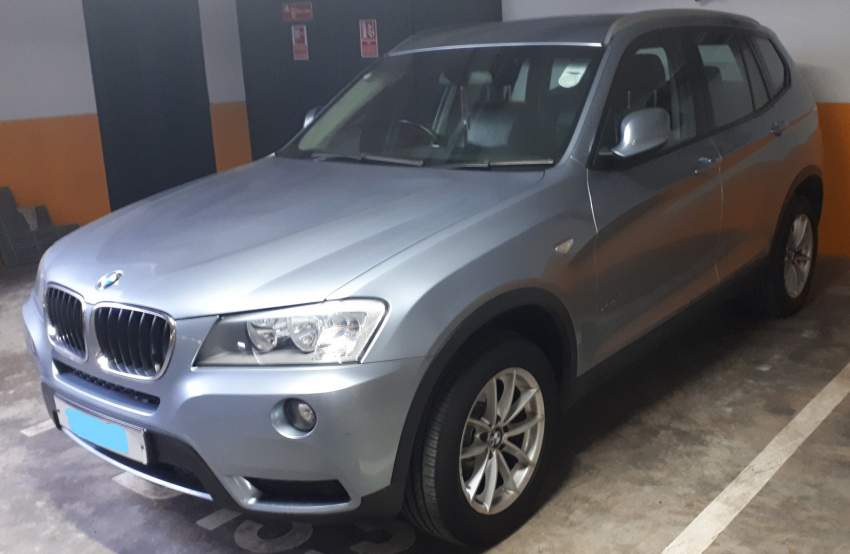 BMW X3 X DRIVE 2.0i - 1 - SUV Cars  on Aster Vender