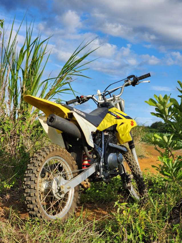 SUZUKI DR-Z 125L OFFROAD & STARTER PACK - 2 - Sports Bike  on Aster Vender