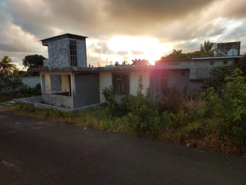 Land - 0 - Land  on Aster Vender