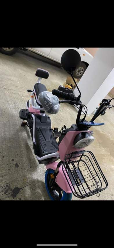 Electric scooter - 1 - Electric Scooter  on Aster Vender