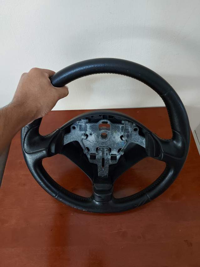 Peugeot 407 Steering Wheel  on Aster Vender