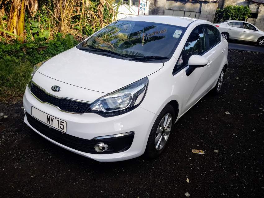KIA - Rio 1.2 Sedan - 0 - Family Cars  on Aster Vender