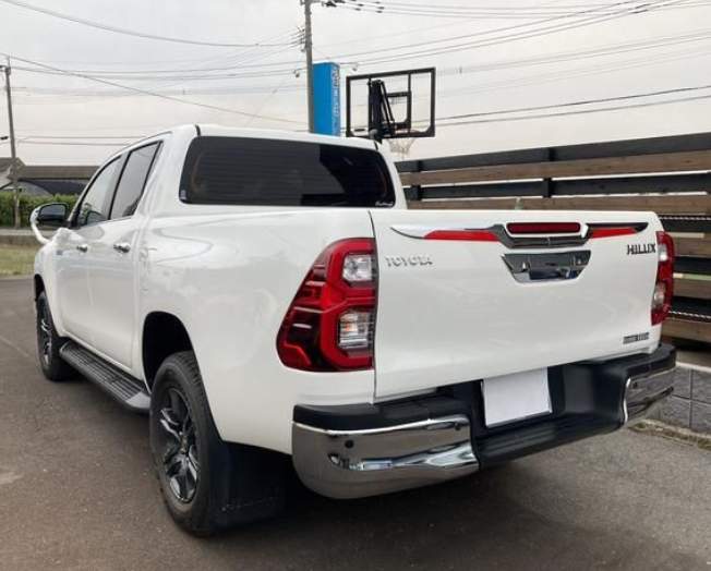 TOYOTA HILUX RHD (DOUBLE CAB) 2021 MODEL - 1 - Pickup trucks (4x4 & 4x2)  on Aster Vender