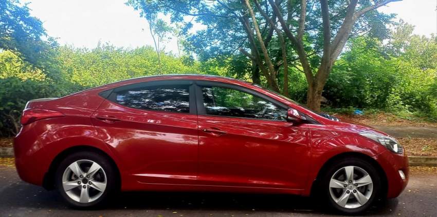 Hyundai Elantra GLS Year 2013 - 6 - Luxury Cars  on Aster Vender