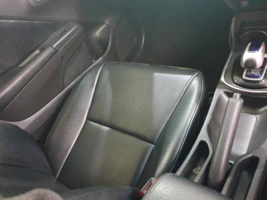 Black Honda Grace 2017 for Sale - 7 - Compact cars  on Aster Vender