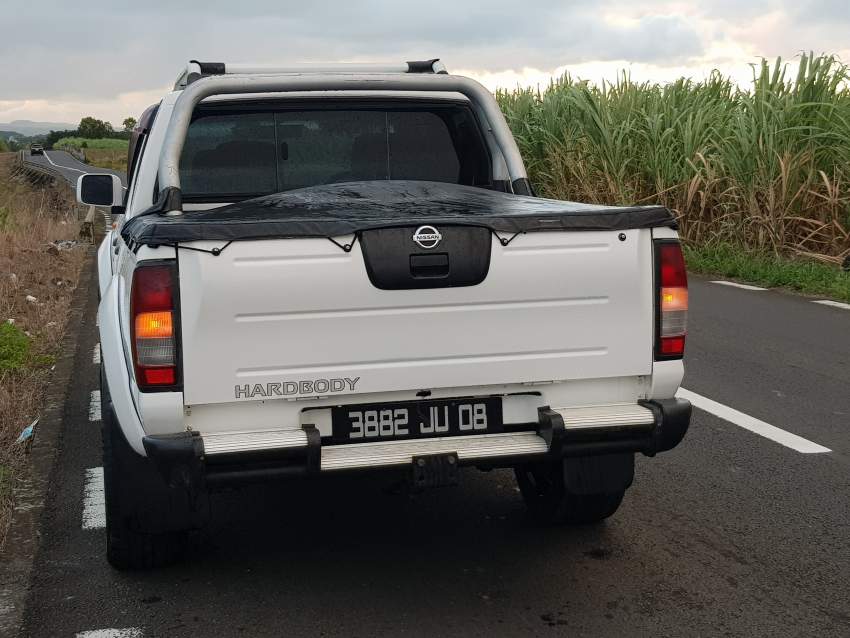 2x4 Nissan Hardbody year 2008 for sale - 3 - Family Cars  on Aster Vender