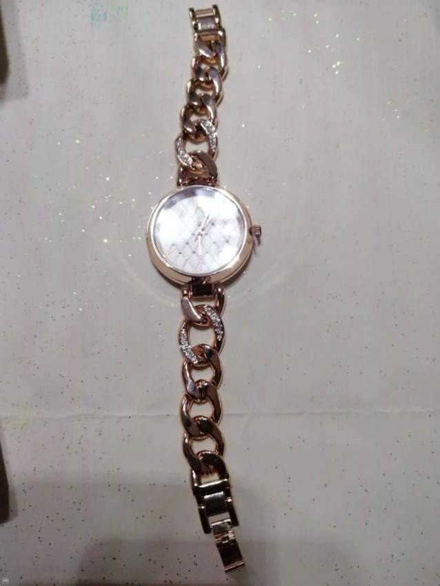 Stylish watch for women