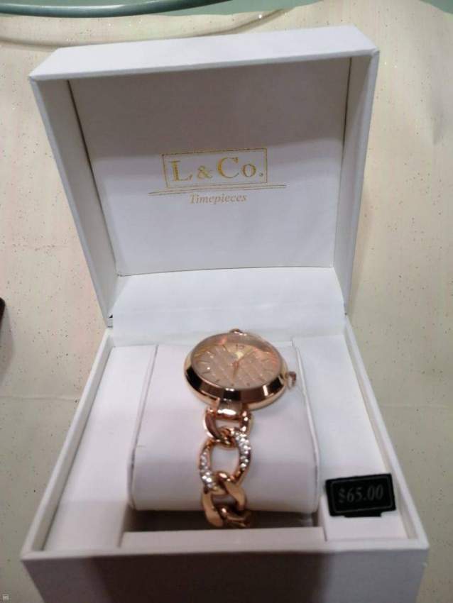 Stylish watch for women - 2 - Watches  on Aster Vender