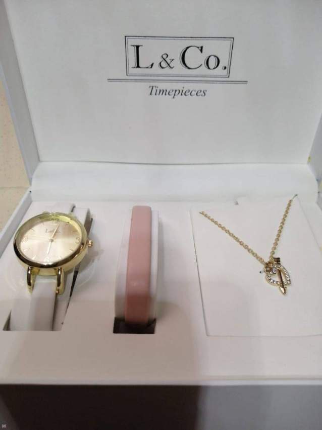 Stylish watch for women - 2 - Watches  on Aster Vender