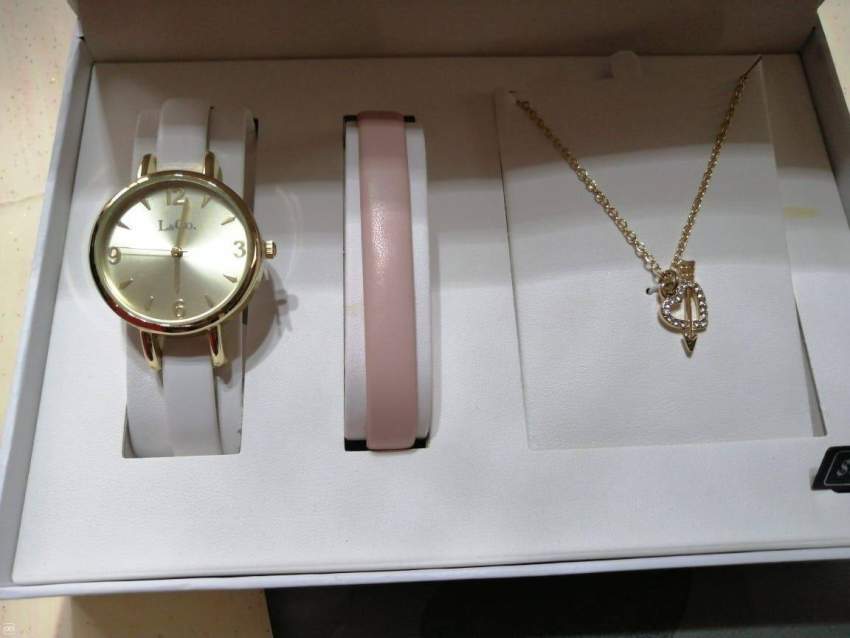 Stylish watch for women - 4 - Watches  on Aster Vender