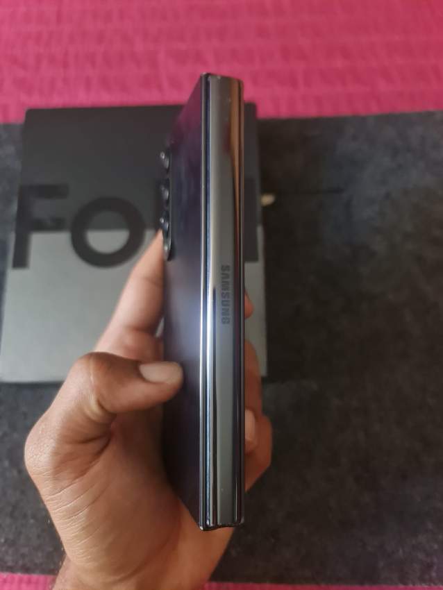 Samsung Z fold 4 - 0 - Galaxy Note  on Aster Vender