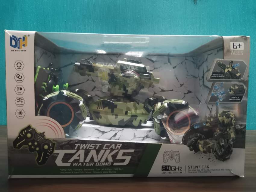 Twist Car - 0 - Vehicles (trucks, tanks, etc)  on Aster Vender