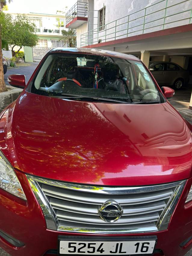 NISSAN SENTRA SALOON - 3 - Family Cars  on Aster Vender