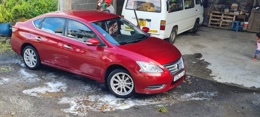 NISSAN SENTRA SALOON - 10 - Family Cars  on Aster Vender
