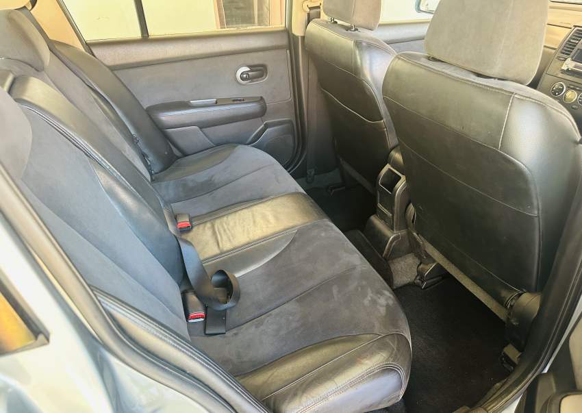 Nissan Tida - 4 - Compact cars  on Aster Vender