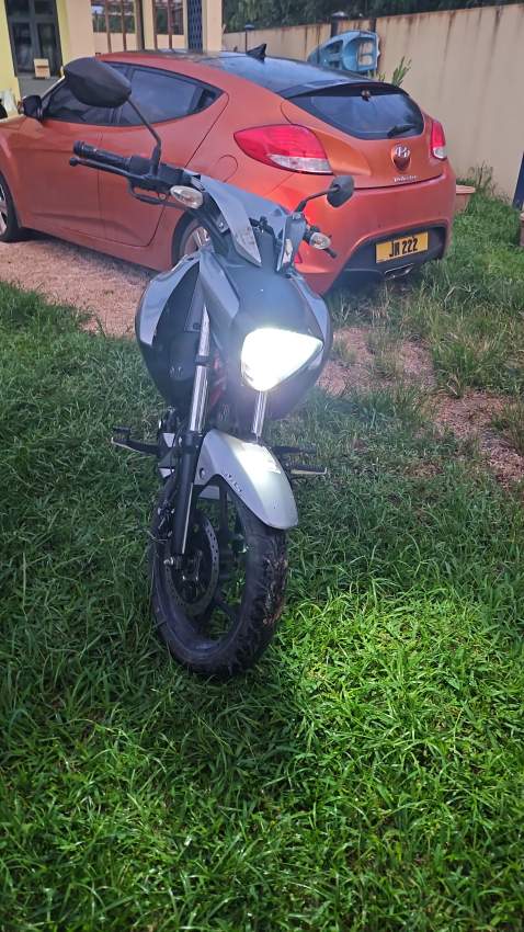 suzuki intruder - 0 - Cruisers & Choppers  on Aster Vender