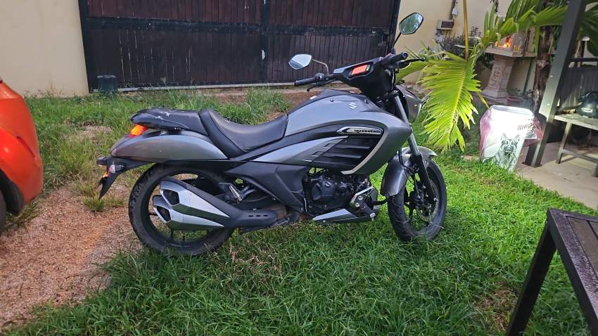 suzuki intruder - 4 - Cruisers & Choppers  on Aster Vender