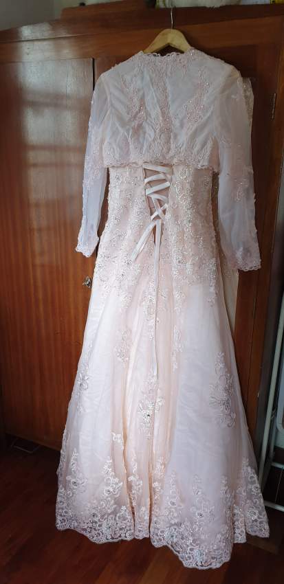 Dress - 1 - Wedding clothes  on Aster Vender