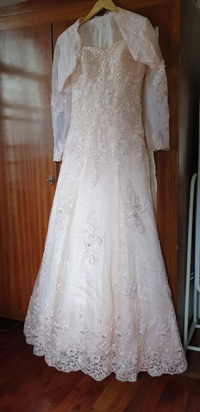 Dress - 0 - Wedding clothes  on Aster Vender