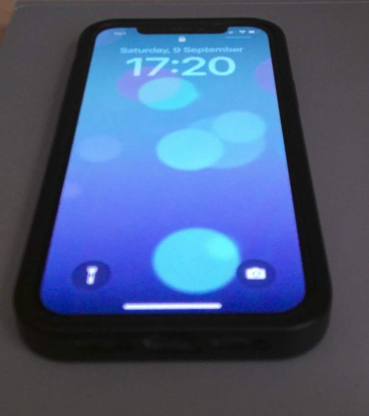 Iphone12  on Aster Vender